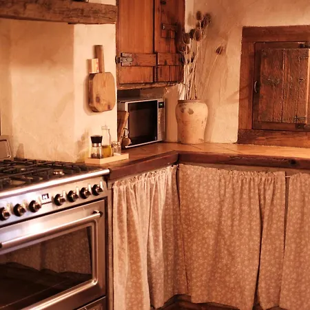 La Casa Amarilla Rubielos De Mora